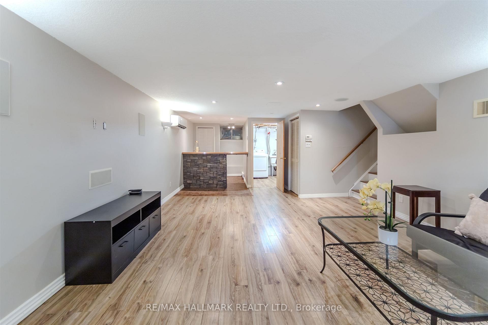 Photo 32 of 2 Bryan Court, New Tecumseth, Tottenham — HOMEH