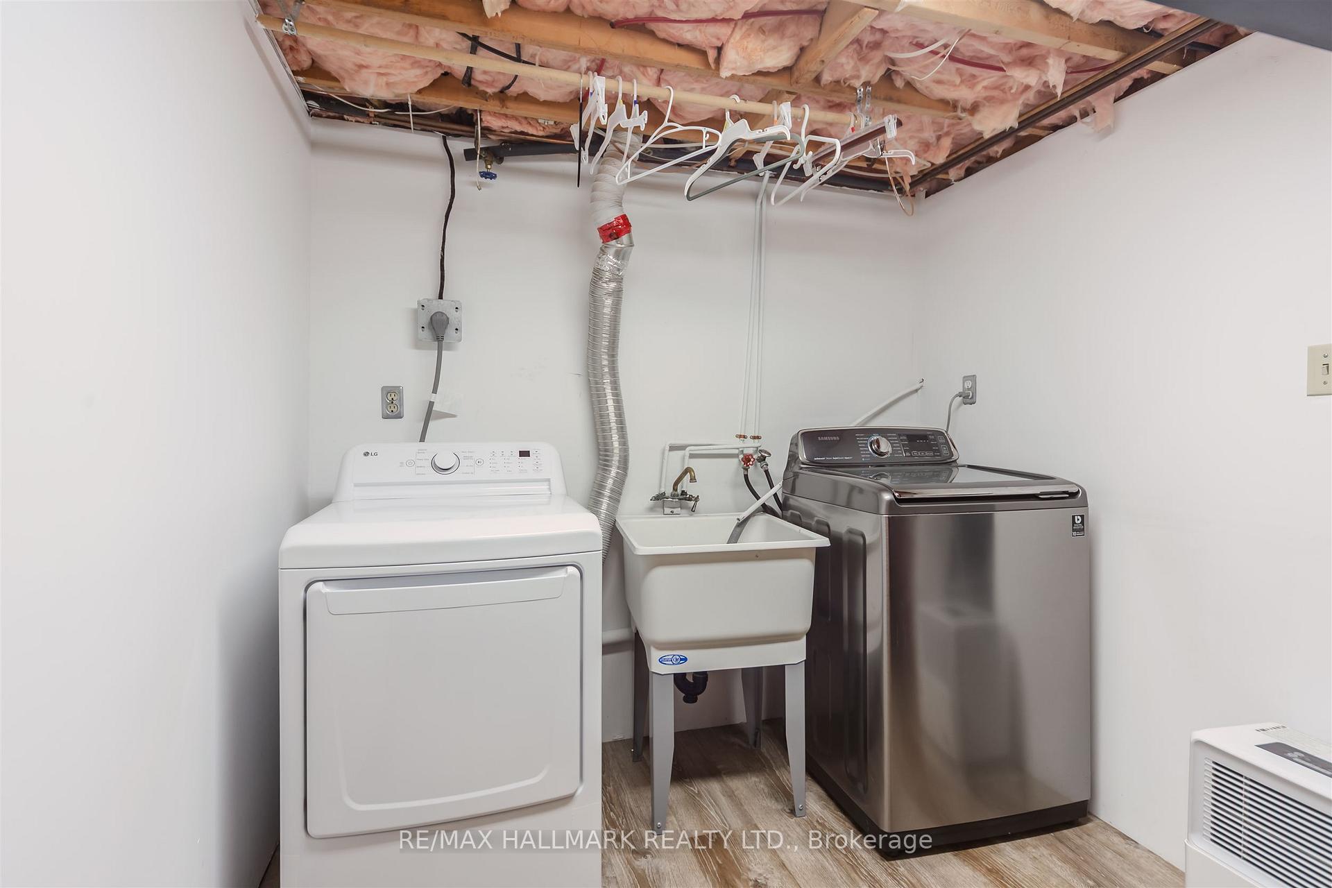 Photo 33 of 2 Bryan Court, New Tecumseth, Tottenham — HOMEH