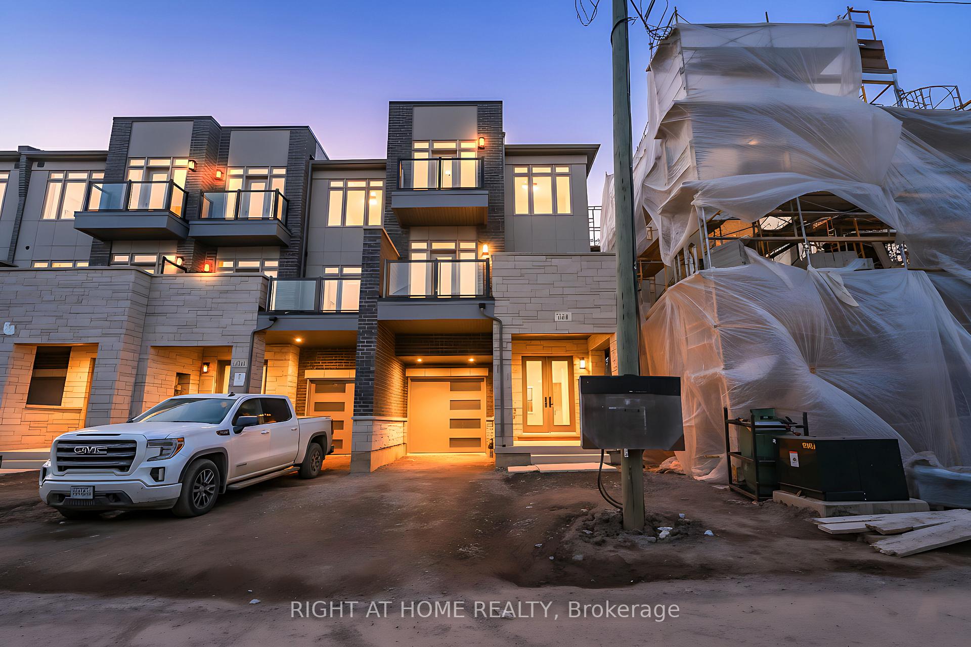 Front of 3319 Taha Gardens