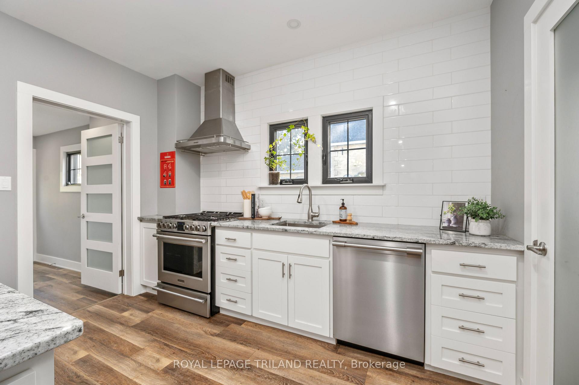 Photo 7 of 242 Hastings Street, North Middlesex, Parkhill — HOMEH