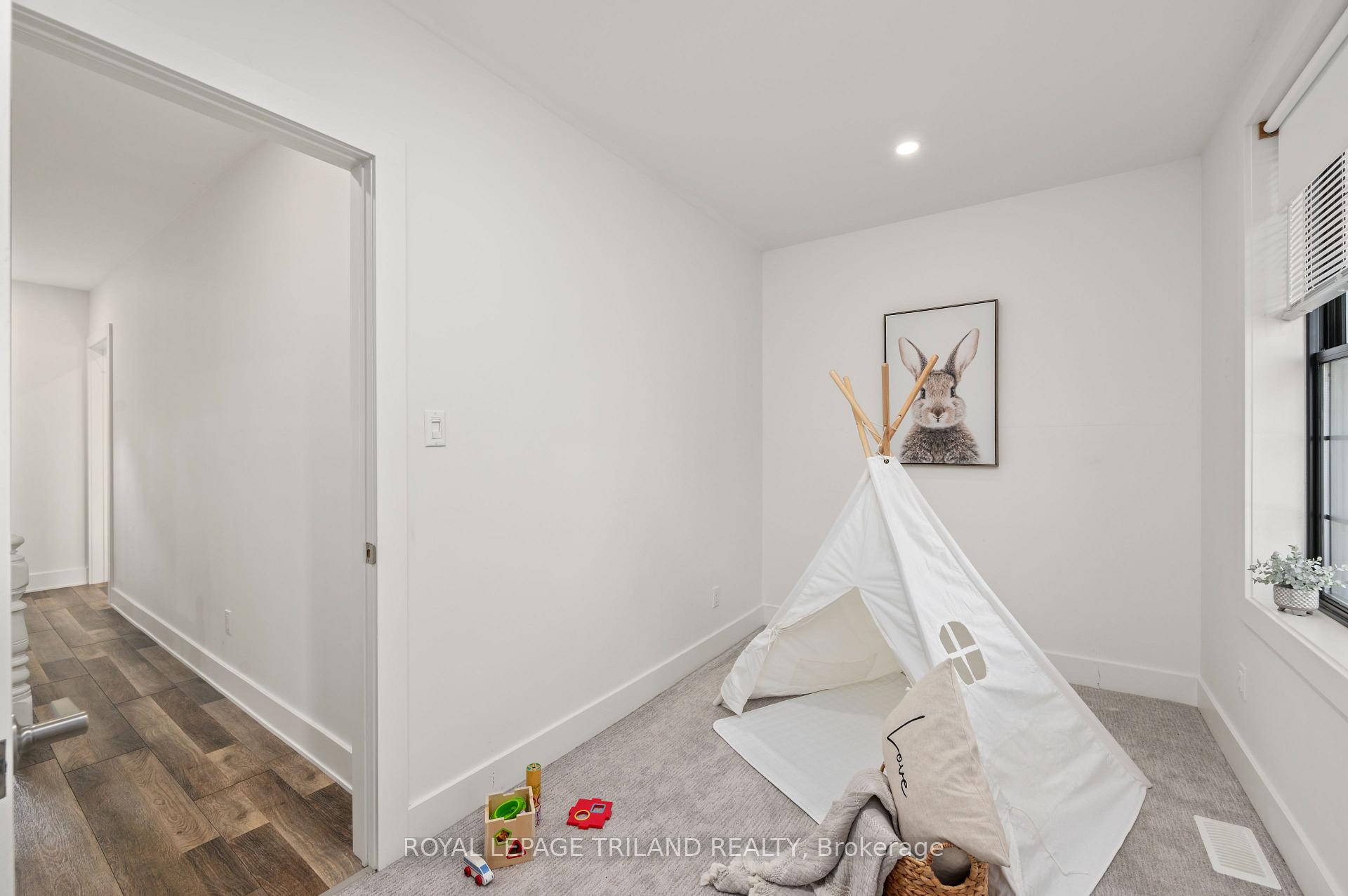 Photo 29 of 242 Hastings Street, North Middlesex, Parkhill — HOMEH
