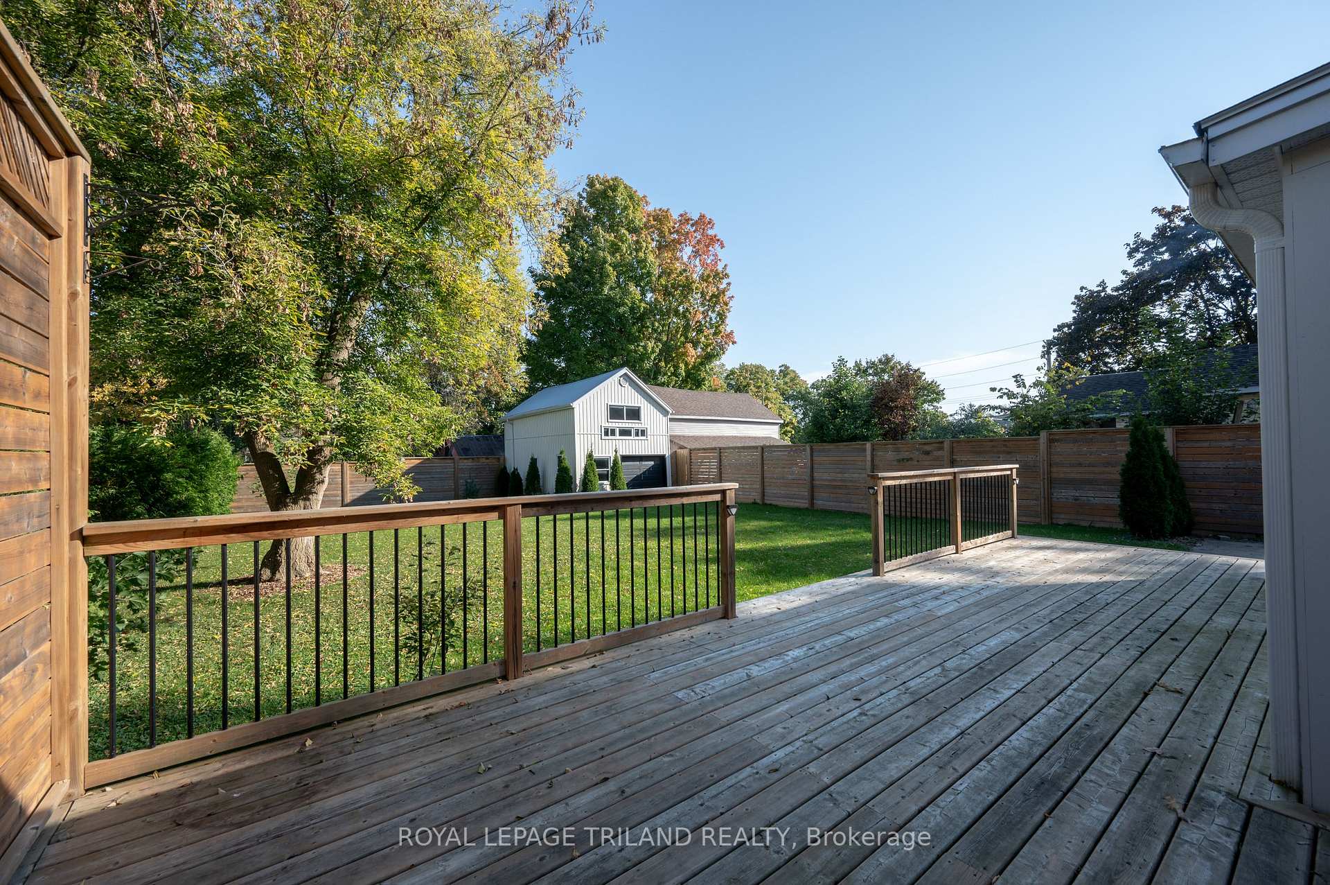 Photo 31 of 242 Hastings Street, North Middlesex, Parkhill — HOMEH
