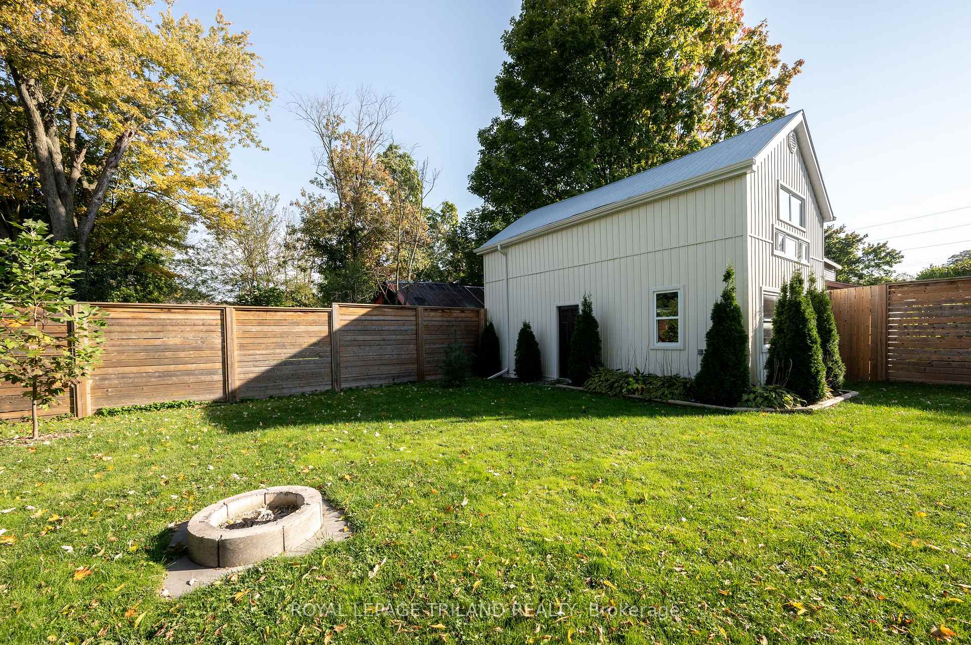 Photo 38 of 242 Hastings Street, North Middlesex, Parkhill — HOMEH