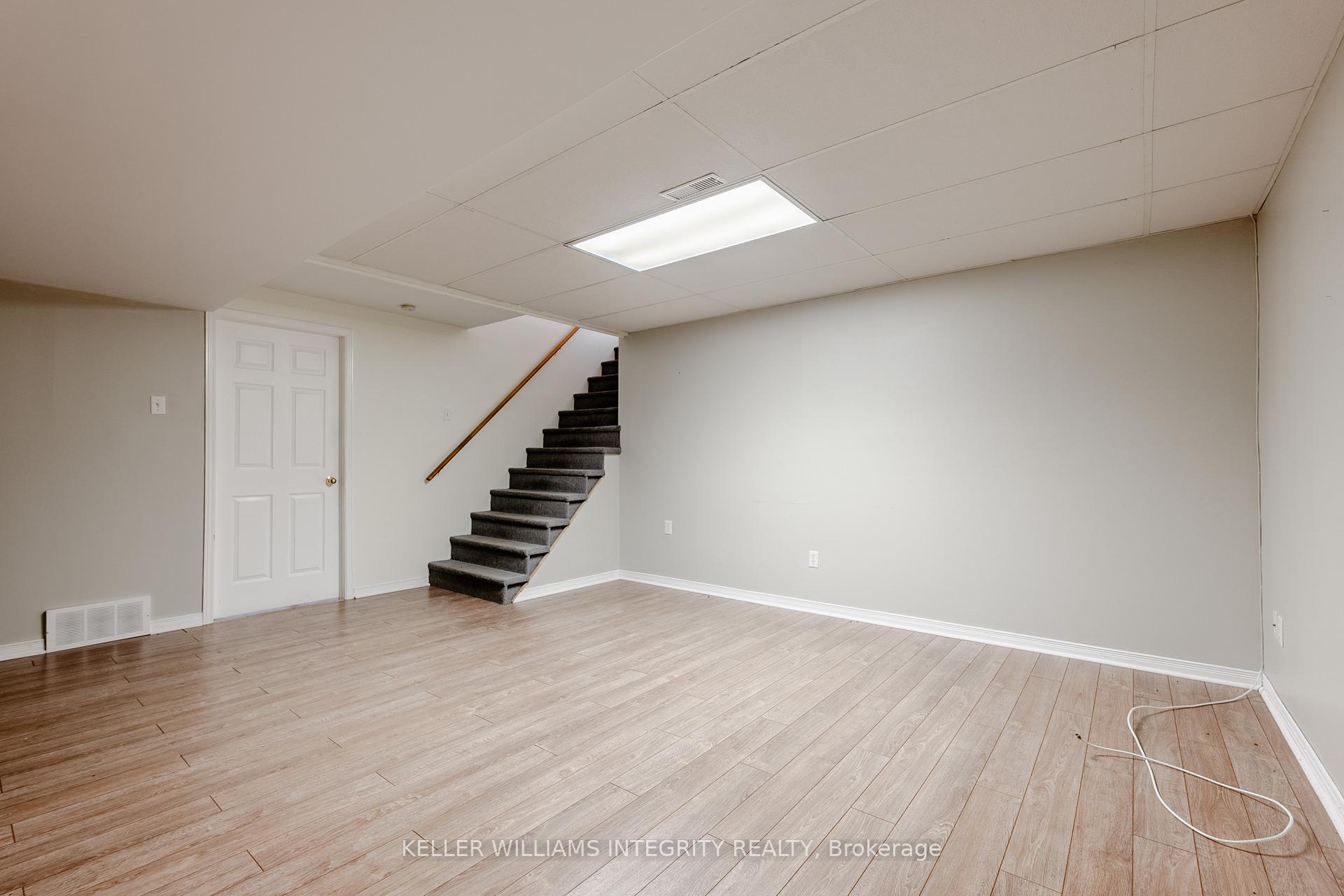 Photo 26 of 57 Sandfield Avenue N, North Glengarry, Alexandria — HOMEH