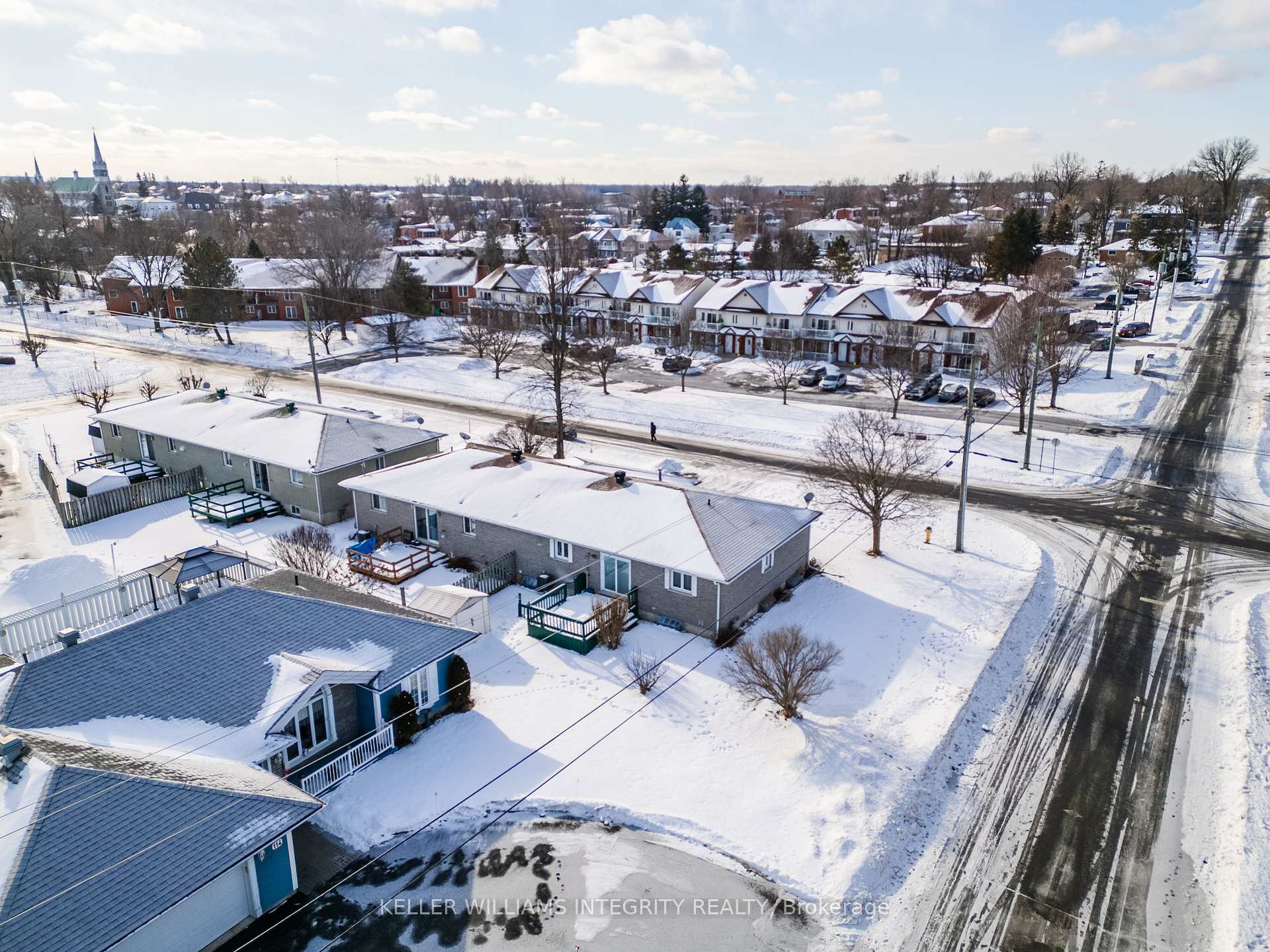 Photo 35 of 57 Sandfield Avenue N, North Glengarry, Alexandria — HOMEH