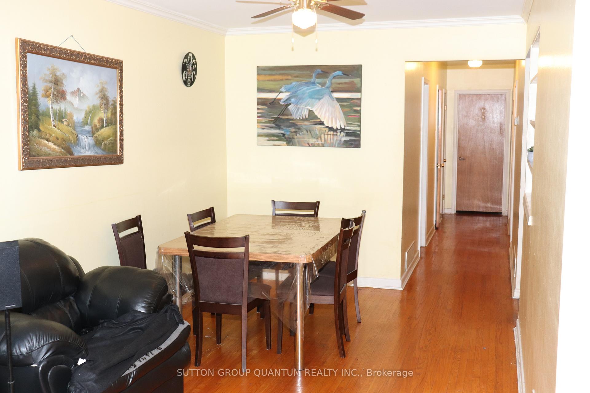 Photo 6 of 1575 Sandgate Crescent, Mississauga, Clarkson — HOMEH