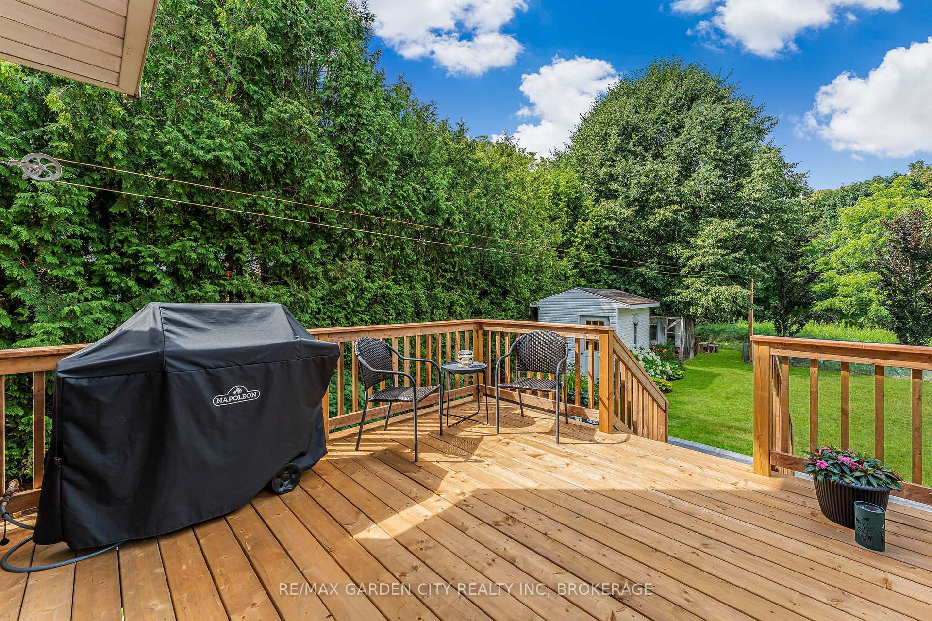 Photo 34 of 672 Irwin Crescent, Newmarket, Huron Heights-Leslie Valley — HOMEH