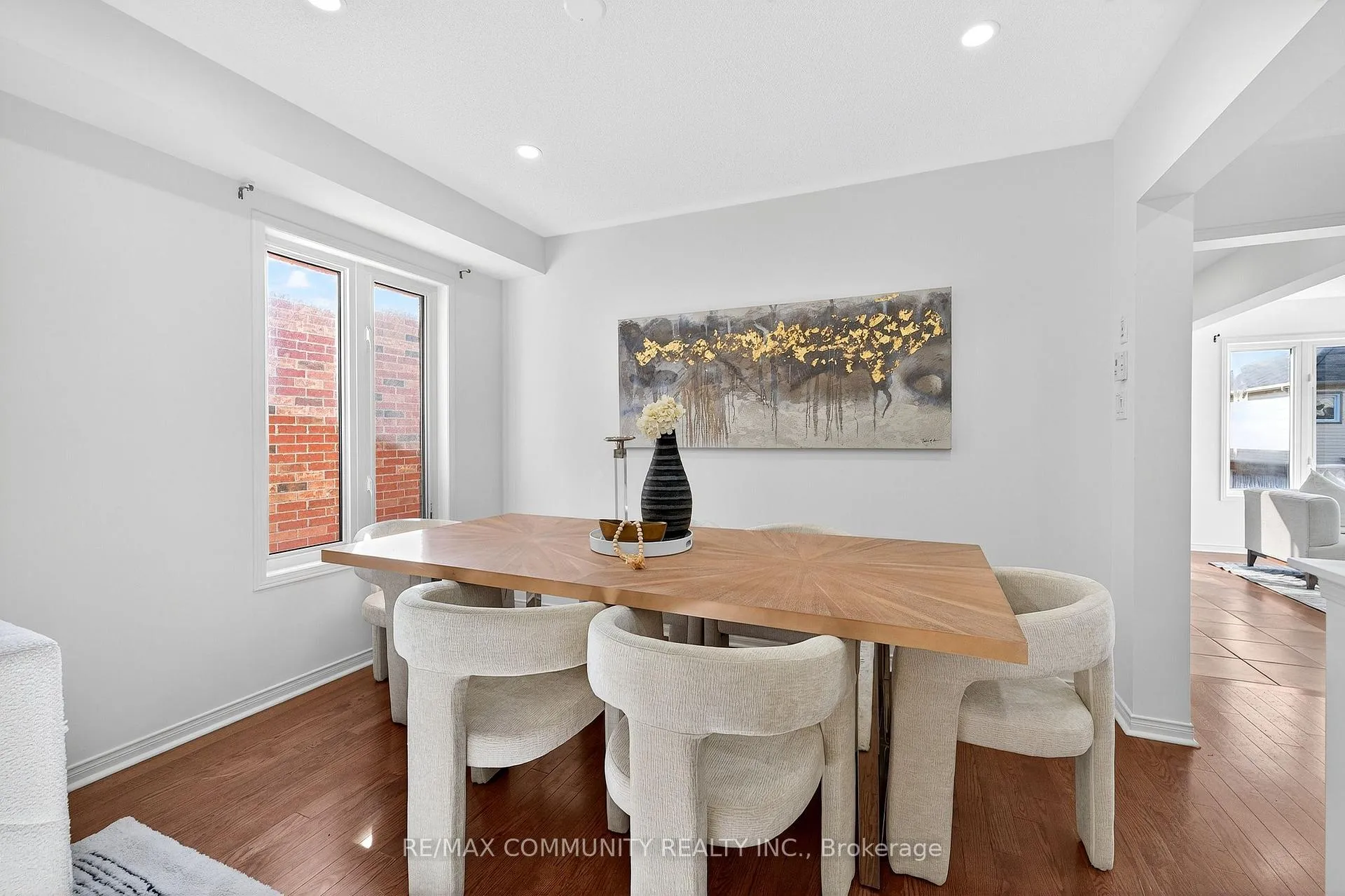 Photo 8 of 775 Mccue Drive, Oshawa, Taunton — HOMEH