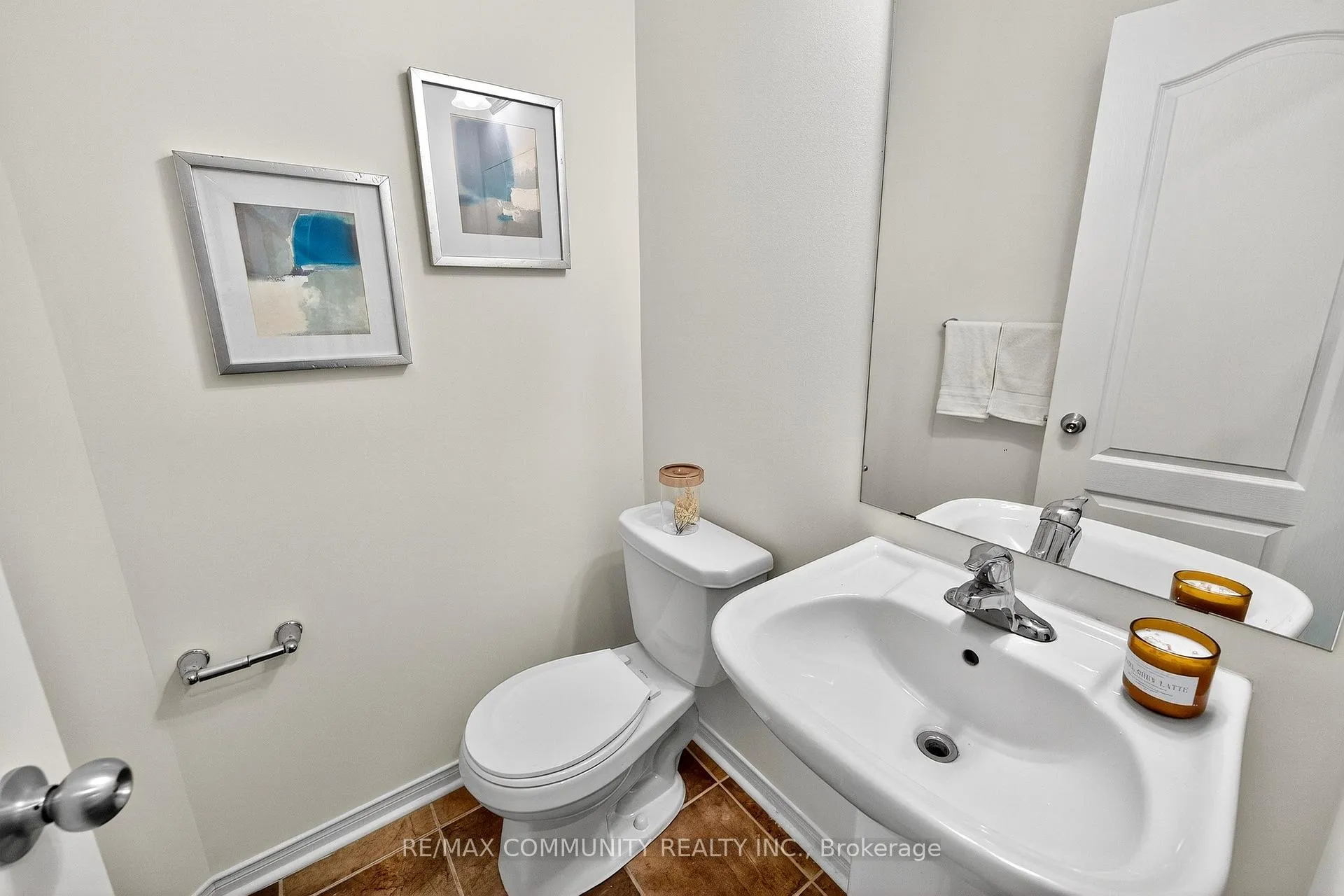 Photo 19 of 775 Mccue Drive, Oshawa, Taunton — HOMEH