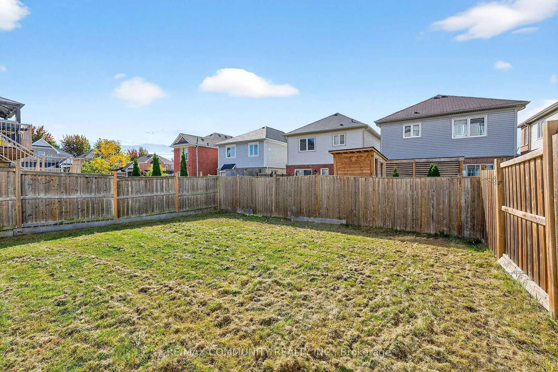 Photo 40 of 775 Mccue Drive, Oshawa, Taunton — HOMEH