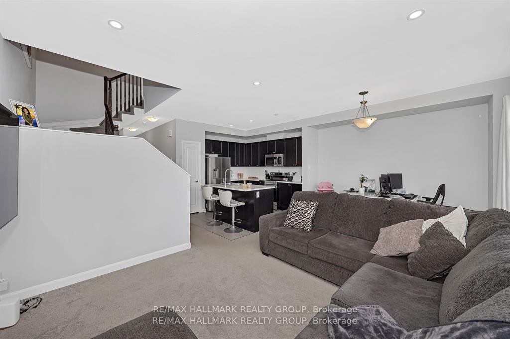 Photo 16 of 568 Prominence Way, Ottawa, Avalon East — HOMEH