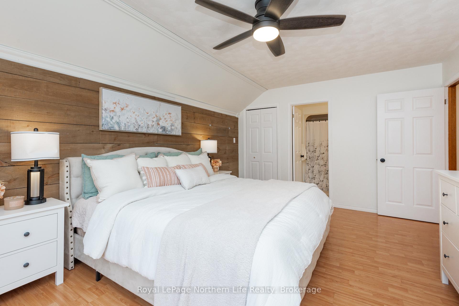 Photo 28 of 305 Pearce Street, North Bay, Airport — HOMEH