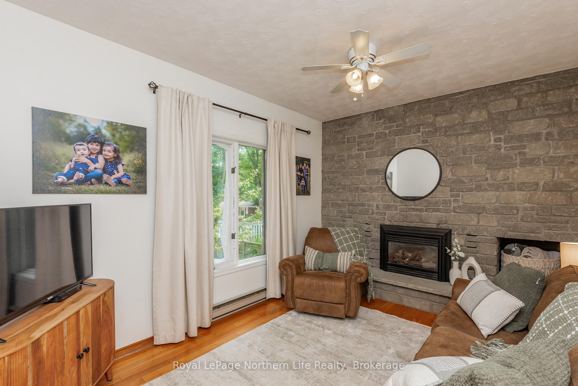 Photo 43 of 305 Pearce Street, North Bay, Airport — HOMEH