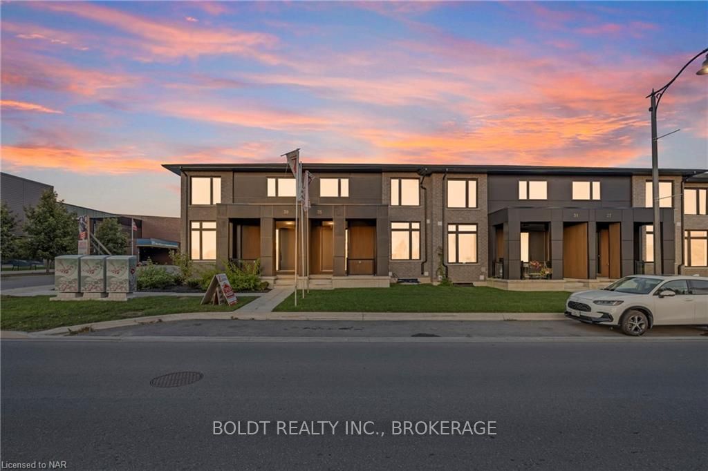 Front of 35 Wellspring Way