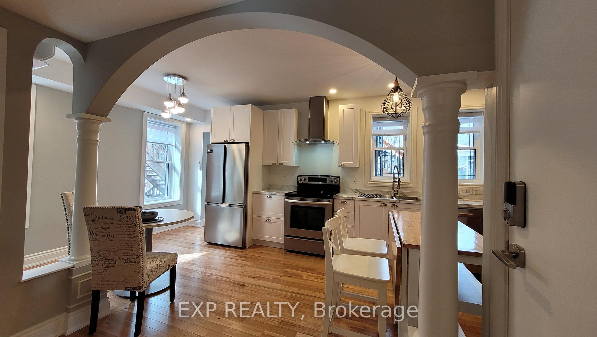 Photo 2 of Unit 203, 157-159 James Street, Ottawa, Ottawa Centre — HOMEH