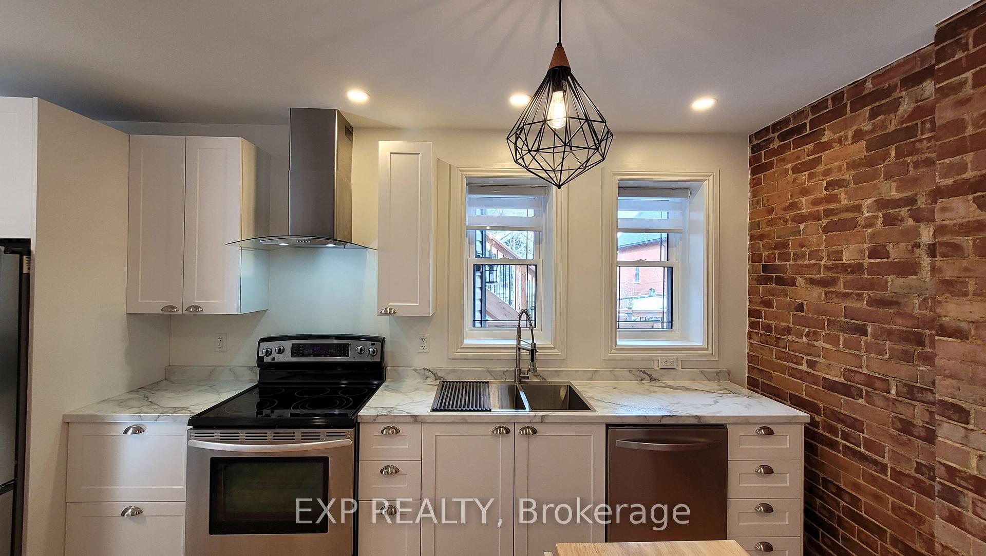 Photo 3 of Unit 203, 157-159 James Street, Ottawa, Ottawa Centre — HOMEH