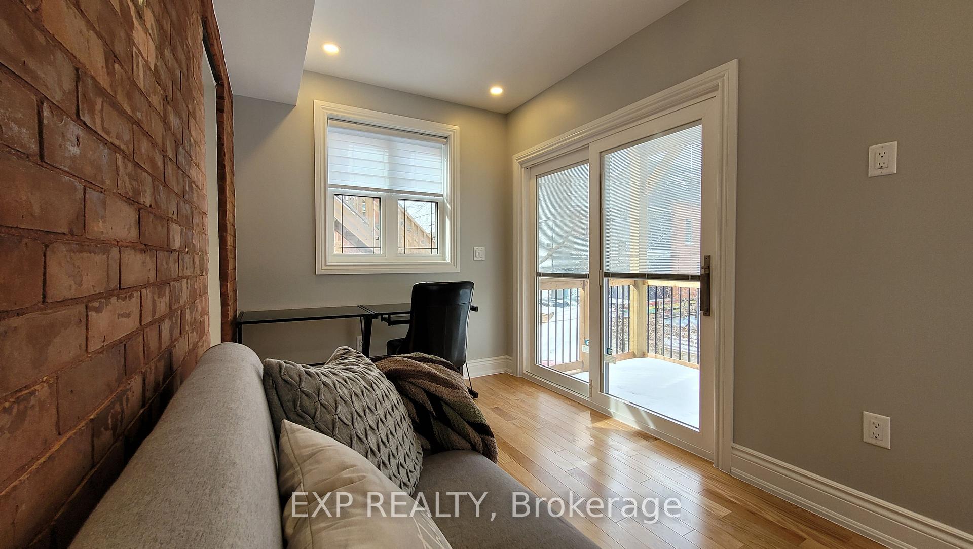 Photo 6 of Unit 203, 157-159 James Street, Ottawa, Ottawa Centre — HOMEH