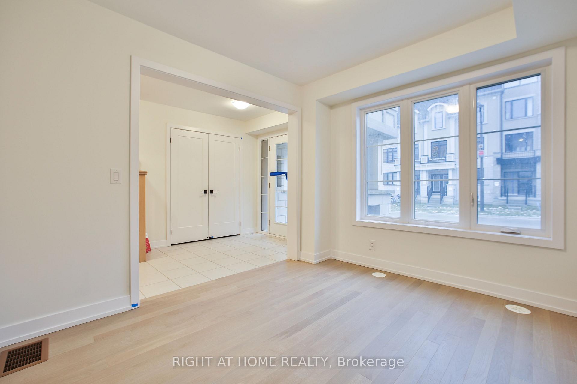 Photo 6 of 11 Guardhouse Crescent, Markham, Angus Glen — HOMEH