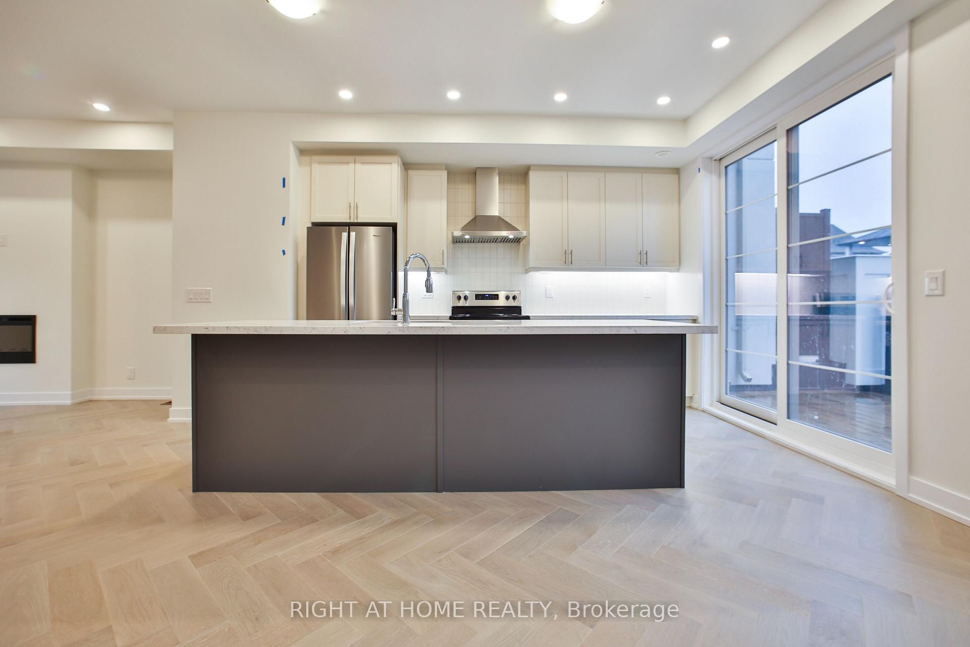 Photo 13 of 11 Guardhouse Crescent, Markham, Angus Glen — HOMEH