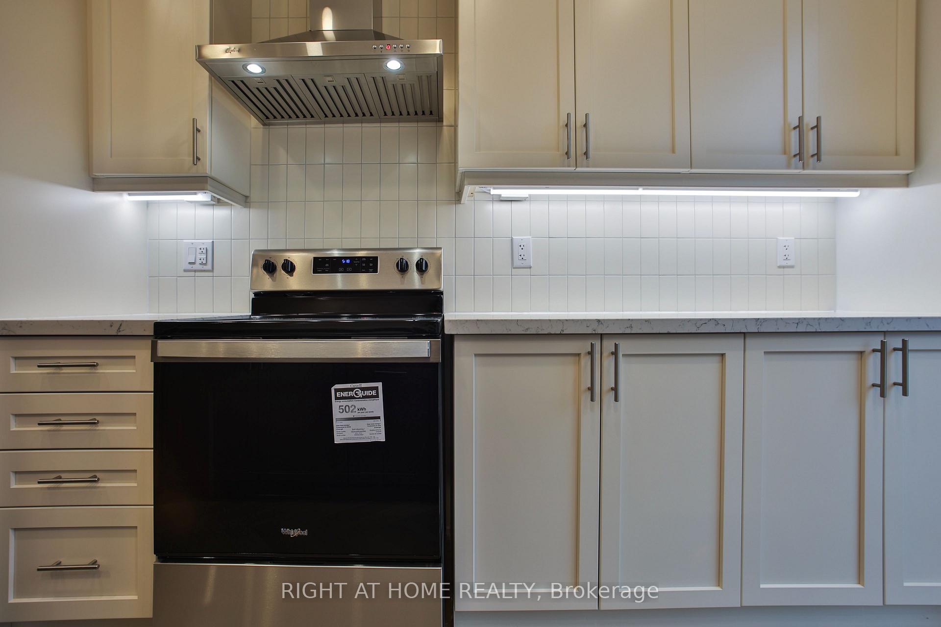 Photo 18 of 11 Guardhouse Crescent, Markham, Angus Glen — HOMEH