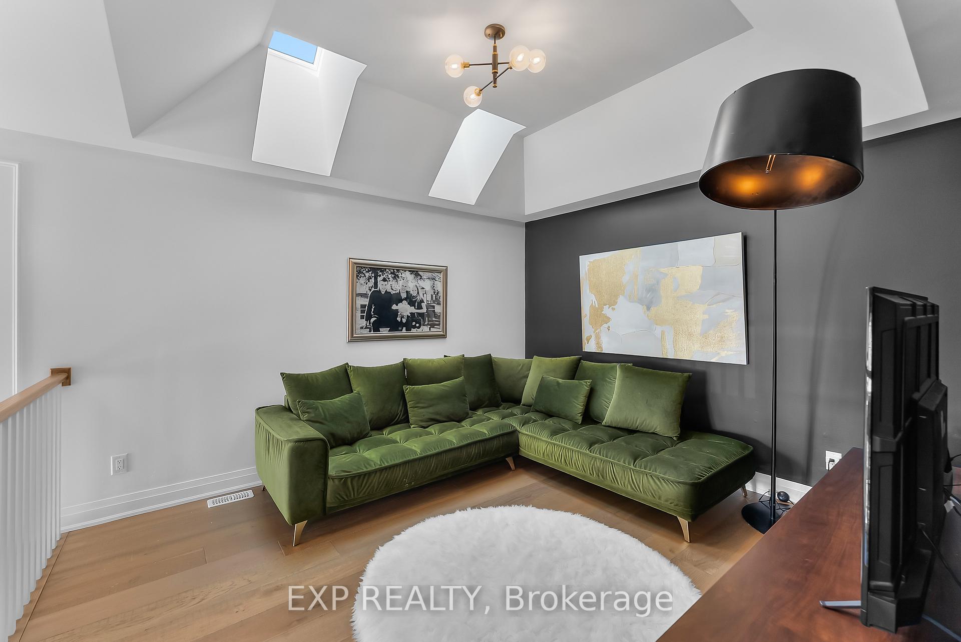 Photo 20 of 155 Susan Drive, Pelham, Fonthill — HOMEH