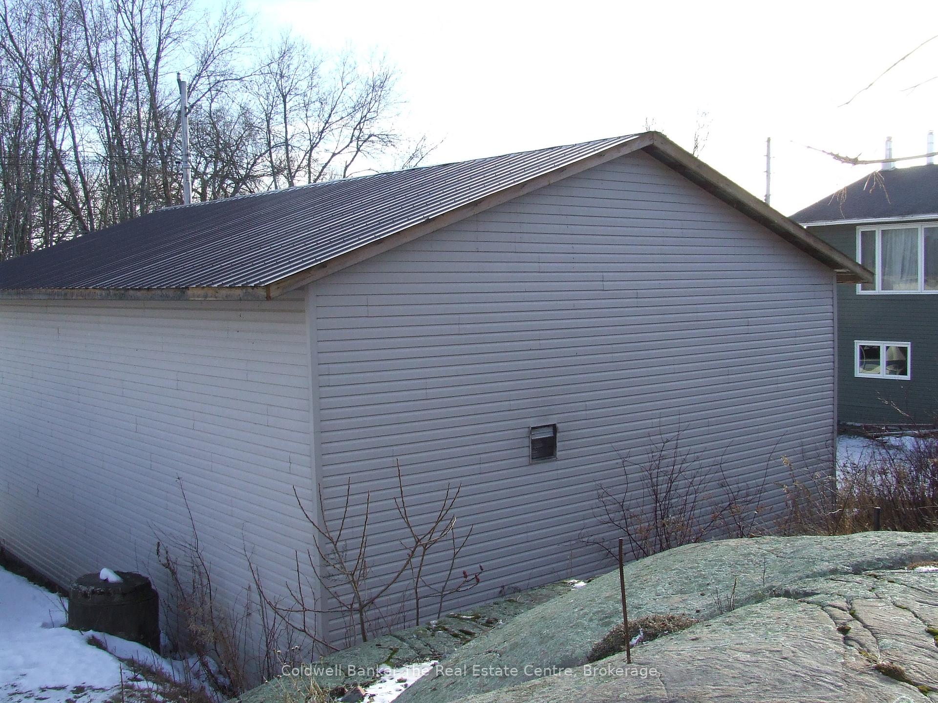 Photo 4 of 1029 Riverside Drive, Parry Sound Remote Area, Wallbridge — HOMEH