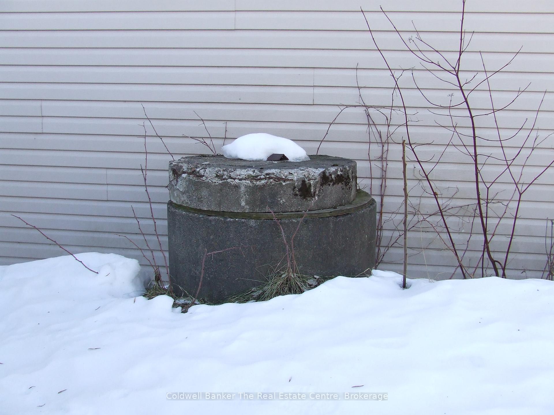 Photo 7 of 1029 Riverside Drive, Parry Sound Remote Area, Wallbridge — HOMEH