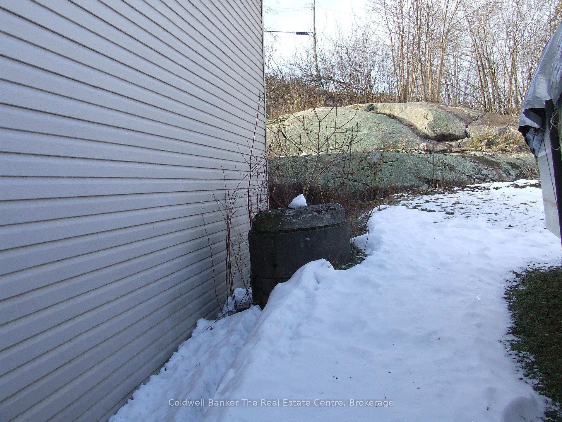 Photo 9 of 1029 Riverside Drive, Parry Sound Remote Area, Wallbridge — HOMEH