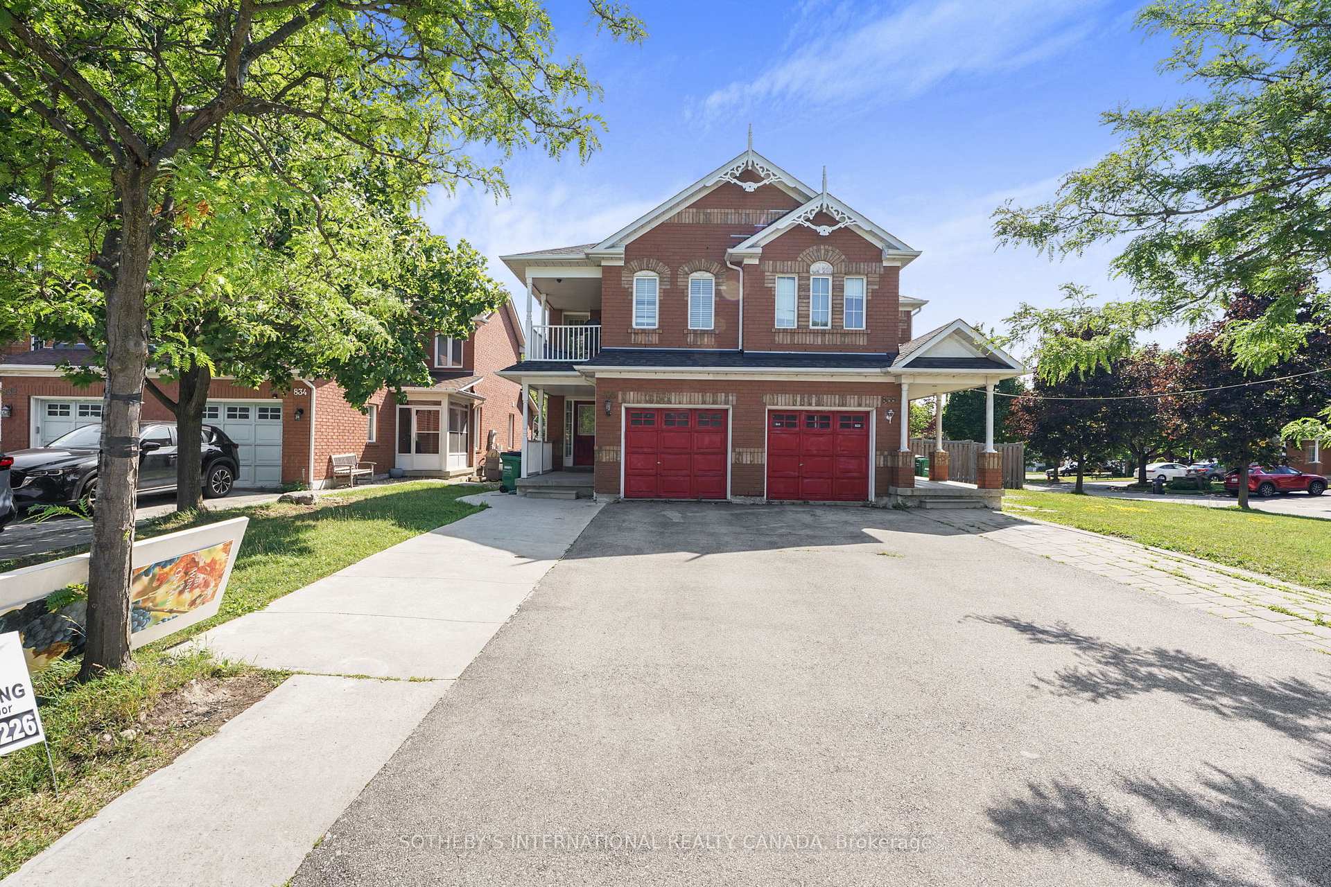 Front of 836 Golden Farmer Way