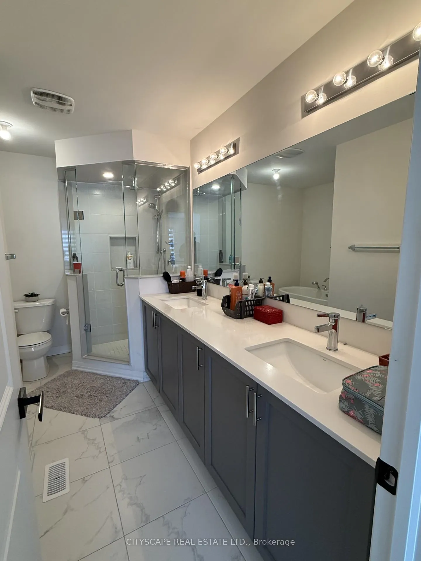 Photo 98 of 8 Marvin Avenue, Oakville, Glenorchy — HOMEH
