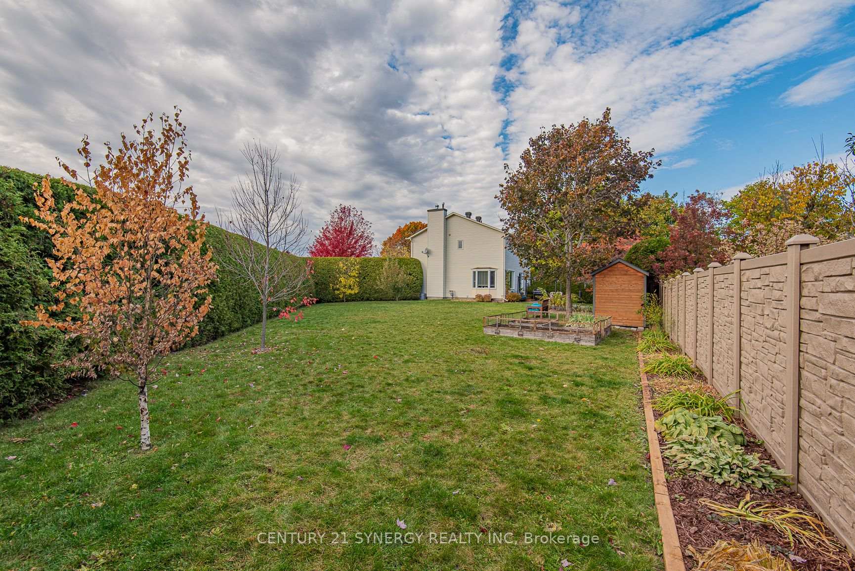 Photo 30 of 1665 Champneuf Drive, Ottawa, Chateauneuf — HOMEH