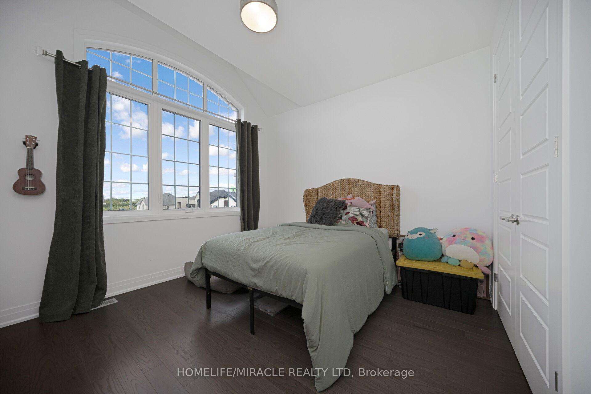 Photo 23 of 1348 Aymond Crescent, Oakville, Joshua Meadows — HOMEH