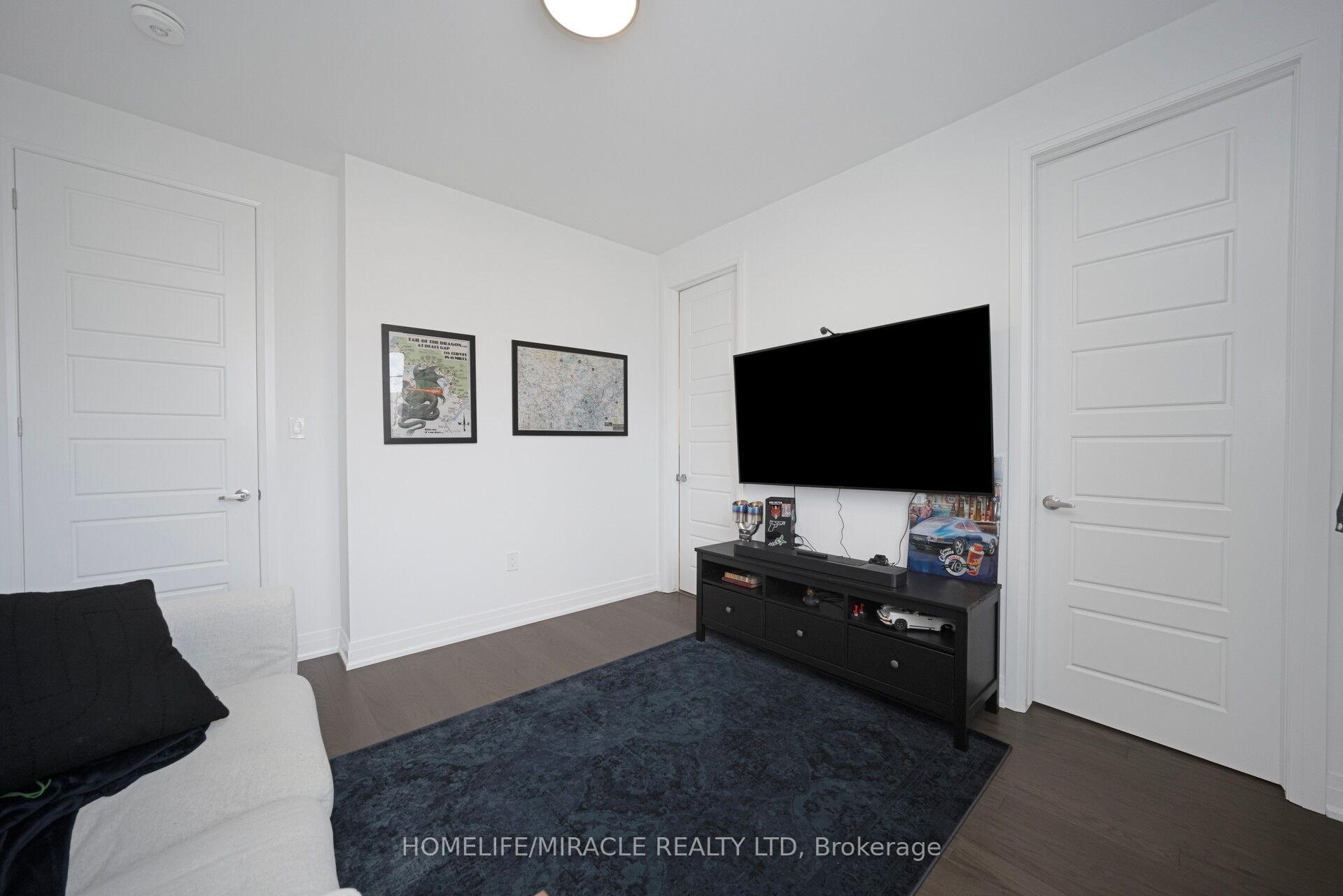 Photo 26 of 1348 Aymond Crescent, Oakville, Joshua Meadows — HOMEH