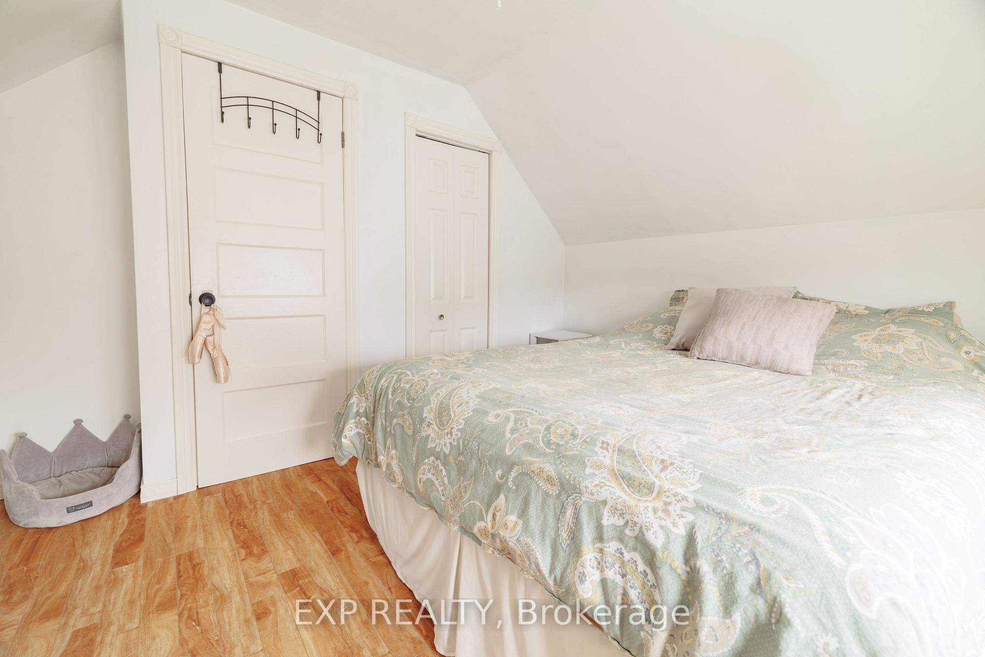 Photo 20 of 418 Clayton Street E, North Perth, Listowel — HOMEH