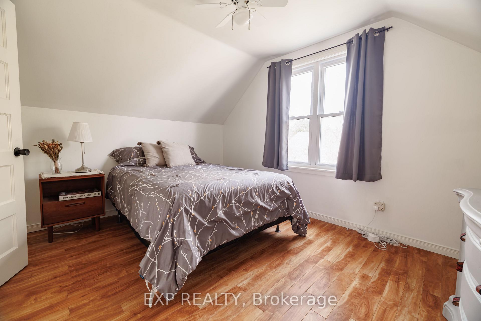Photo 21 of 418 Clayton Street E, North Perth, Listowel — HOMEH