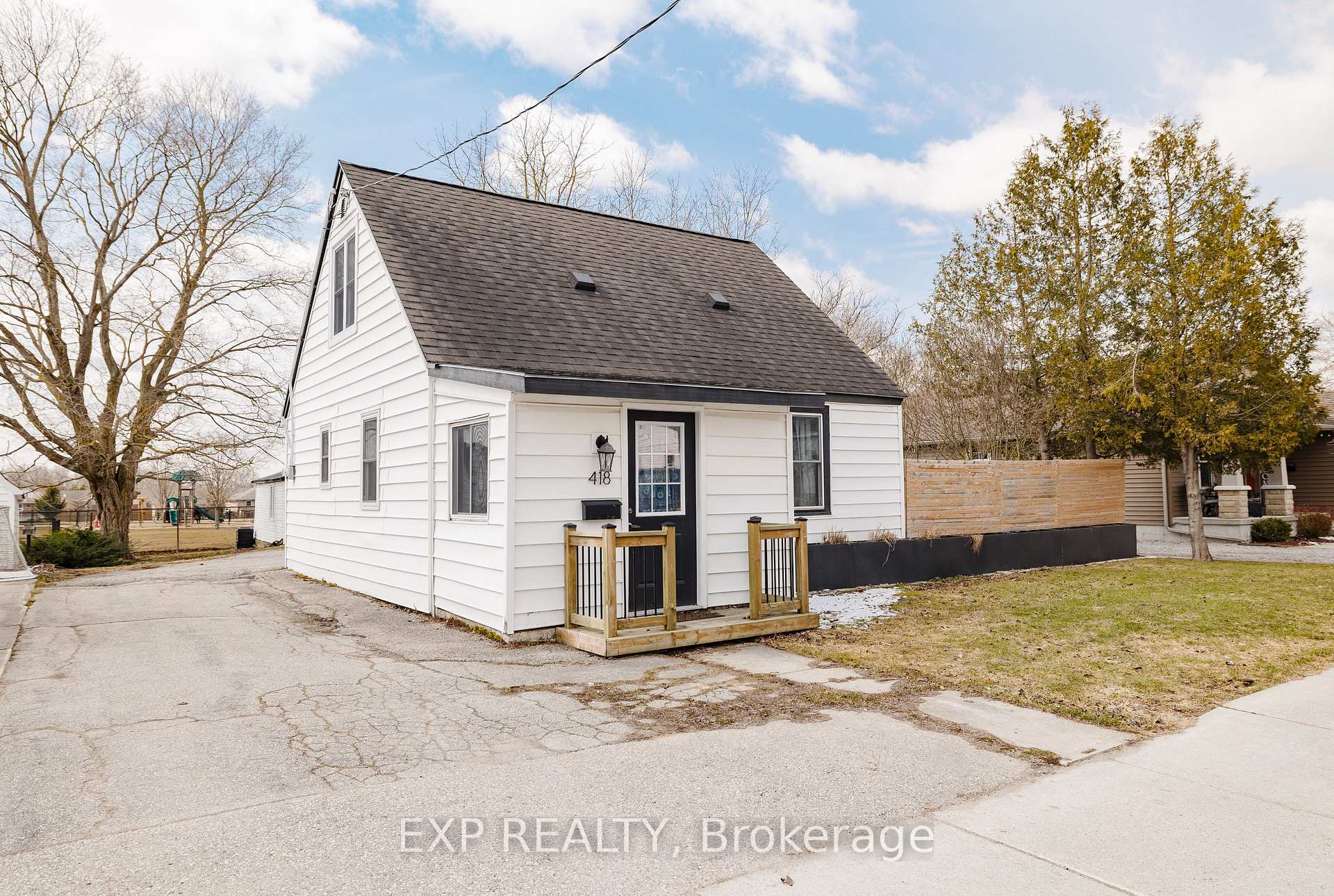 Photo 28 of 418 Clayton Street E, North Perth, Listowel — HOMEH