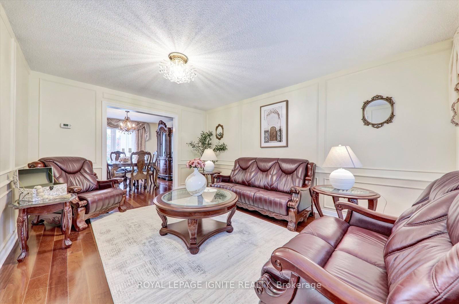 Photo 7 of 2061 Folkway Drive, Mississauga, Erin Mills — HOMEH