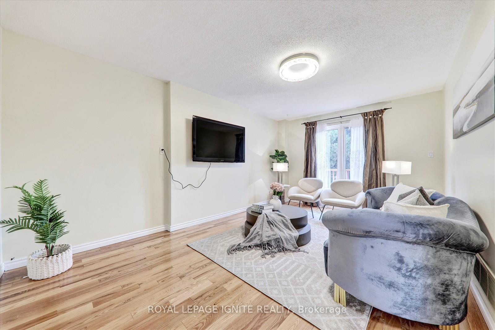 Photo 15 of 2061 Folkway Drive, Mississauga, Erin Mills — HOMEH