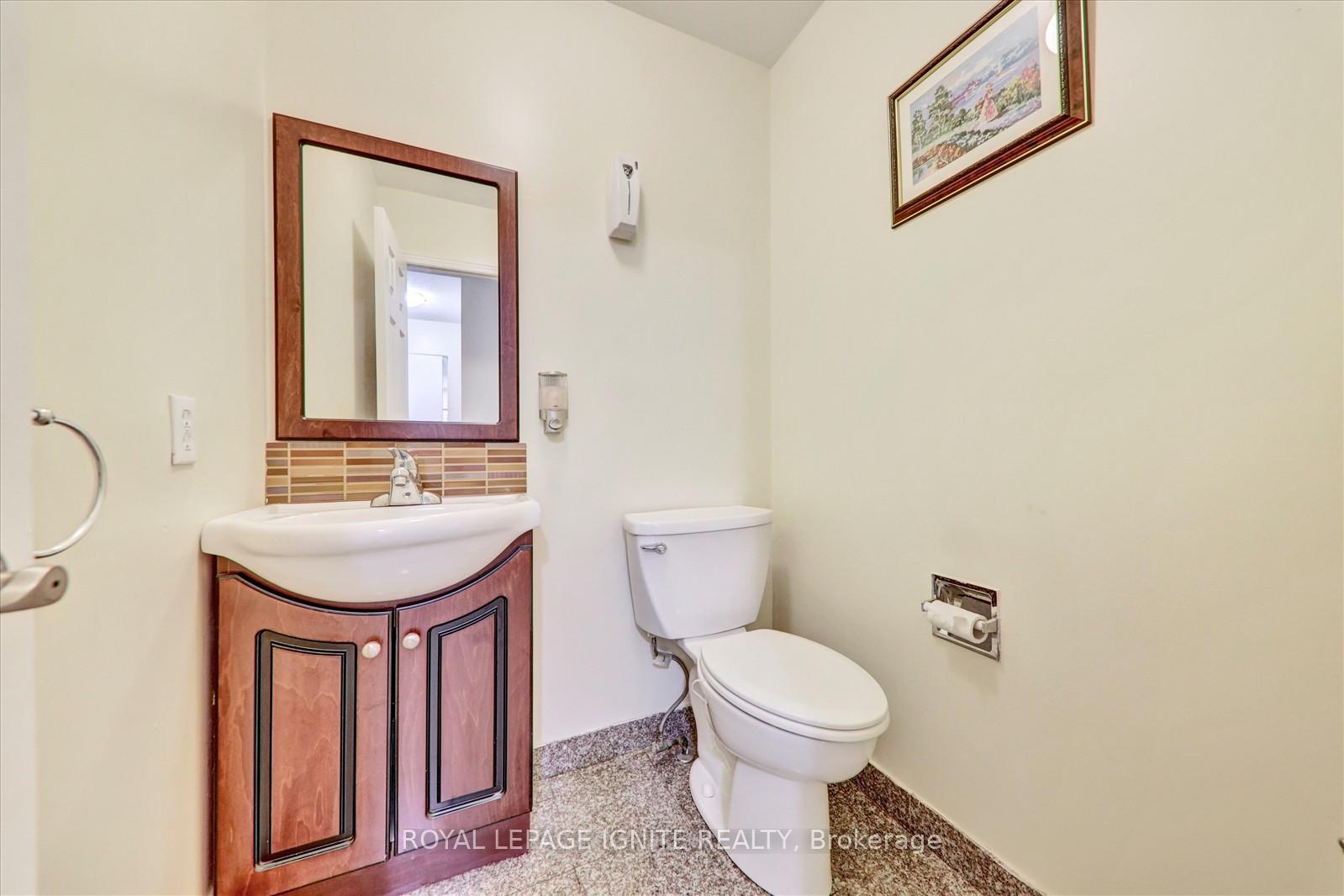 Photo 17 of 2061 Folkway Drive, Mississauga, Erin Mills — HOMEH