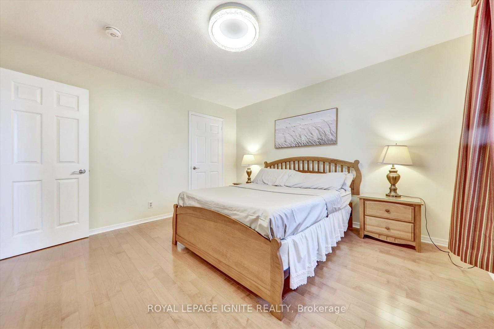 Photo 21 of 2061 Folkway Drive, Mississauga, Erin Mills — HOMEH