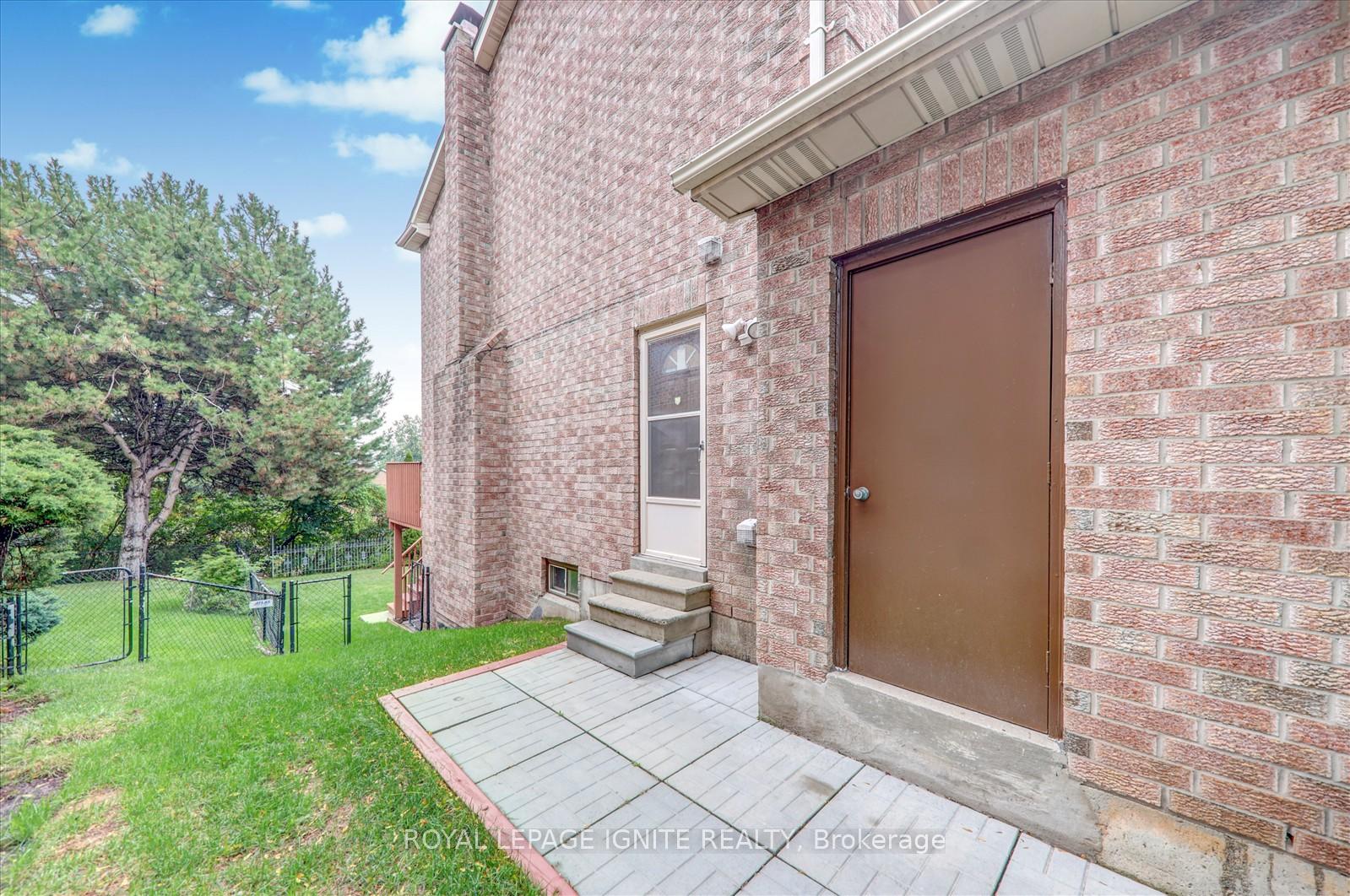 Photo 38 of 2061 Folkway Drive, Mississauga, Erin Mills — HOMEH