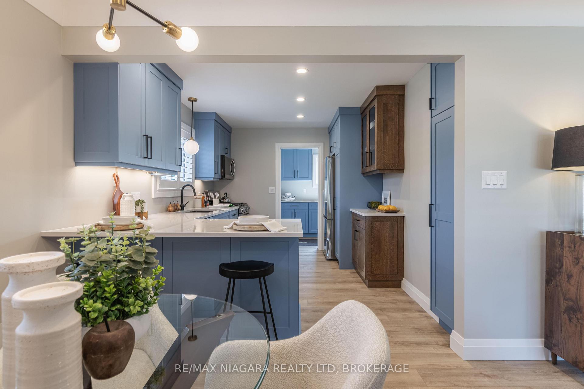 Photo 8 of Unit MAIN, 4612 Nancy Drive, Niagara Falls, Morrison — HOMEH