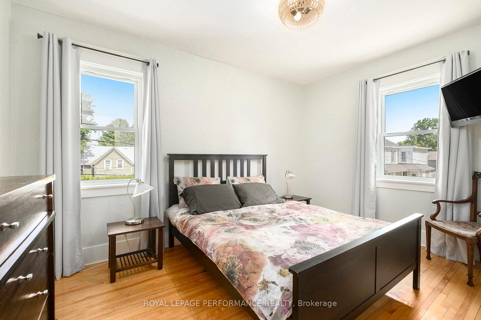 Photo 17 of 5 Minto Street, North Stormont, Finch — HOMEH