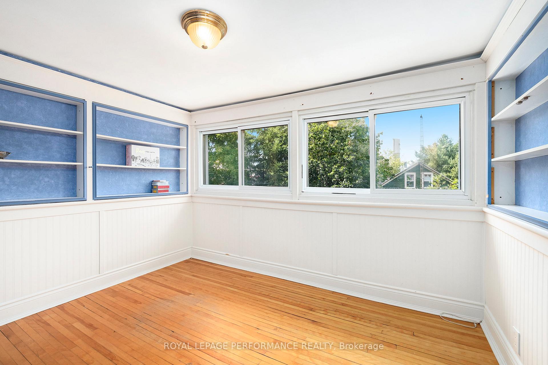 Photo 24 of 5 Minto Street, North Stormont, Finch — HOMEH