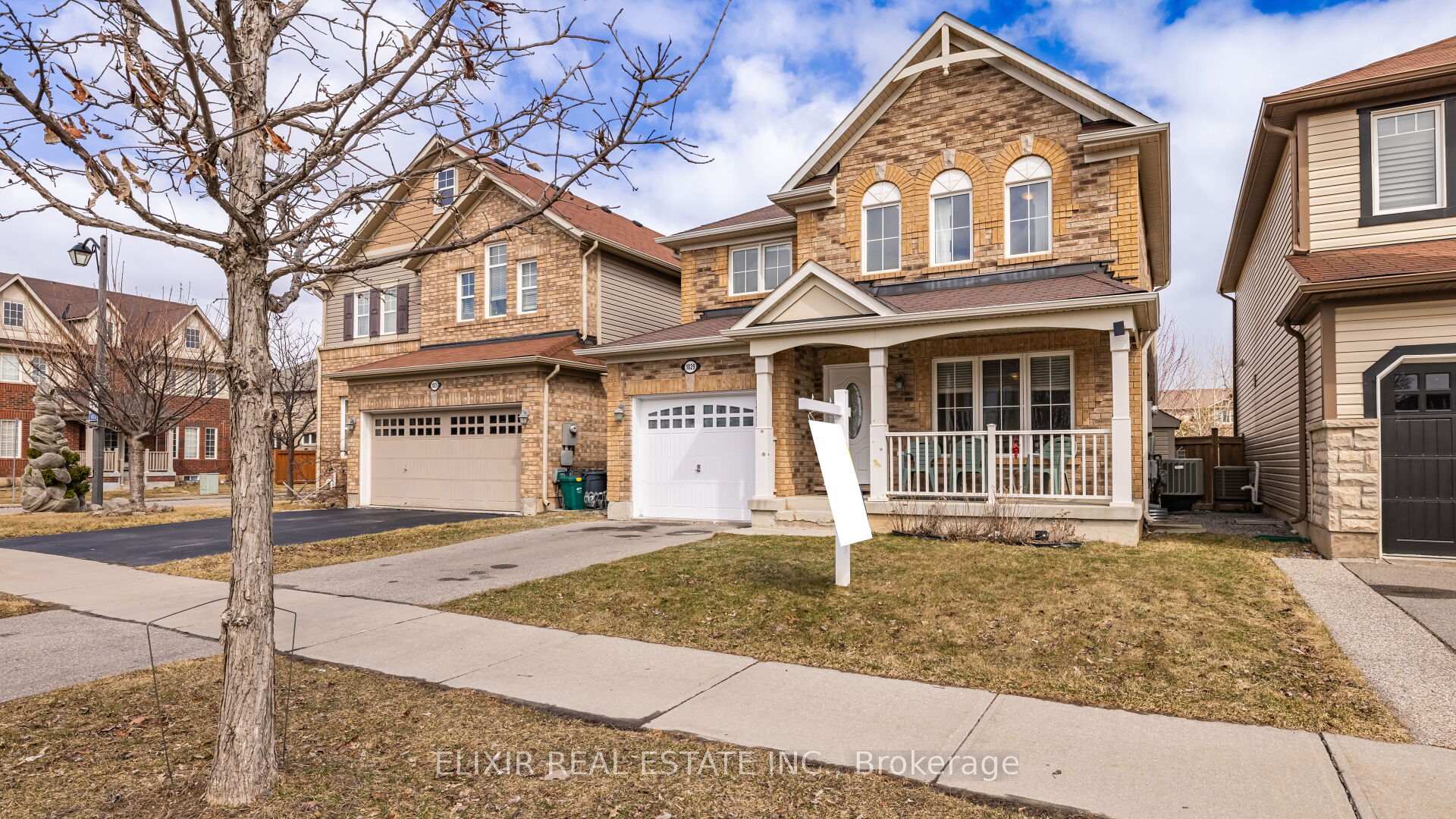 Front of 1029 Farmstead Drive