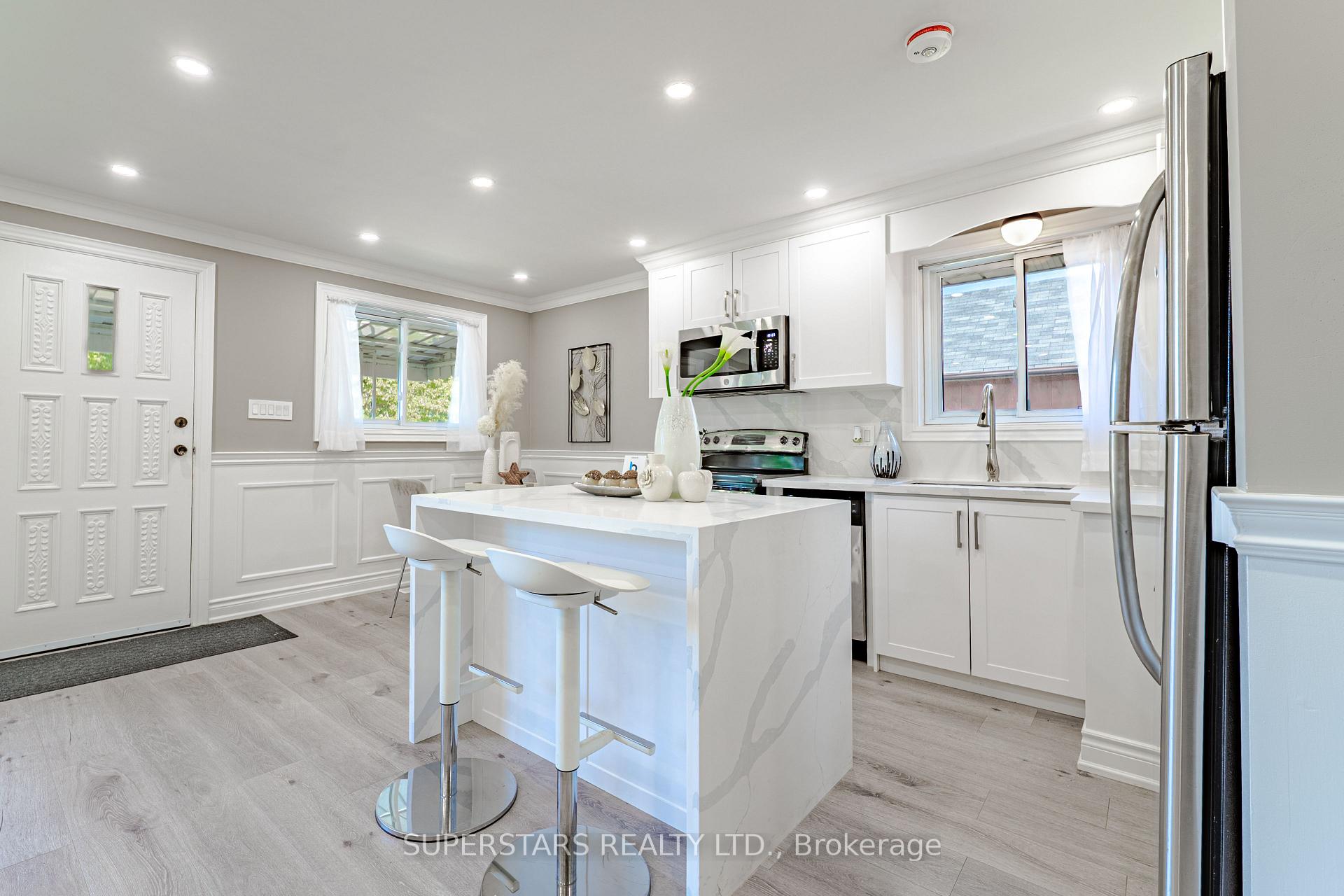 Photo 8 of 461 Cromwell Avenue, Oshawa, Vanier — HOMEH
