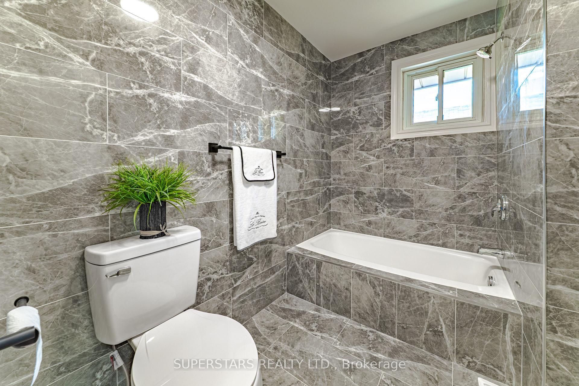 Photo 16 of 461 Cromwell Avenue, Oshawa, Vanier — HOMEH