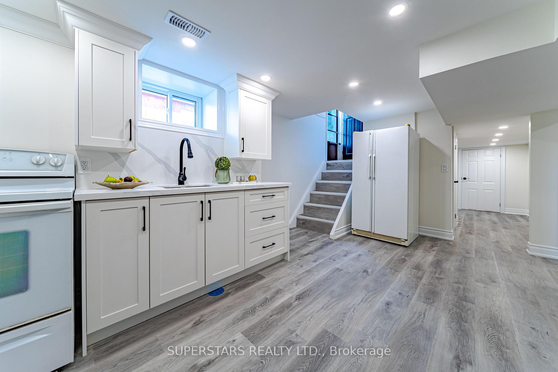 Photo 25 of 461 Cromwell Avenue, Oshawa, Vanier — HOMEH