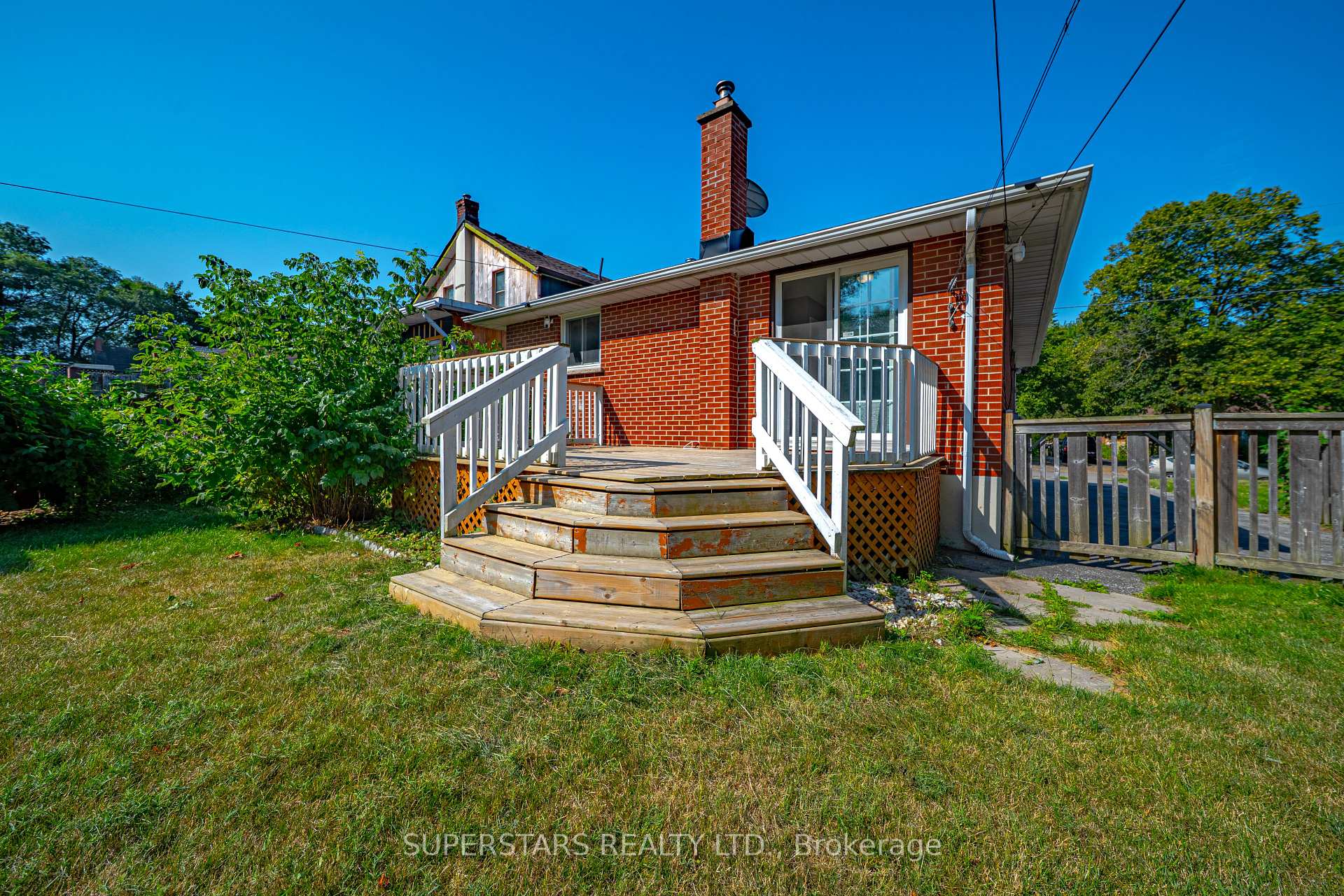 Photo 32 of 461 Cromwell Avenue, Oshawa, Vanier — HOMEH