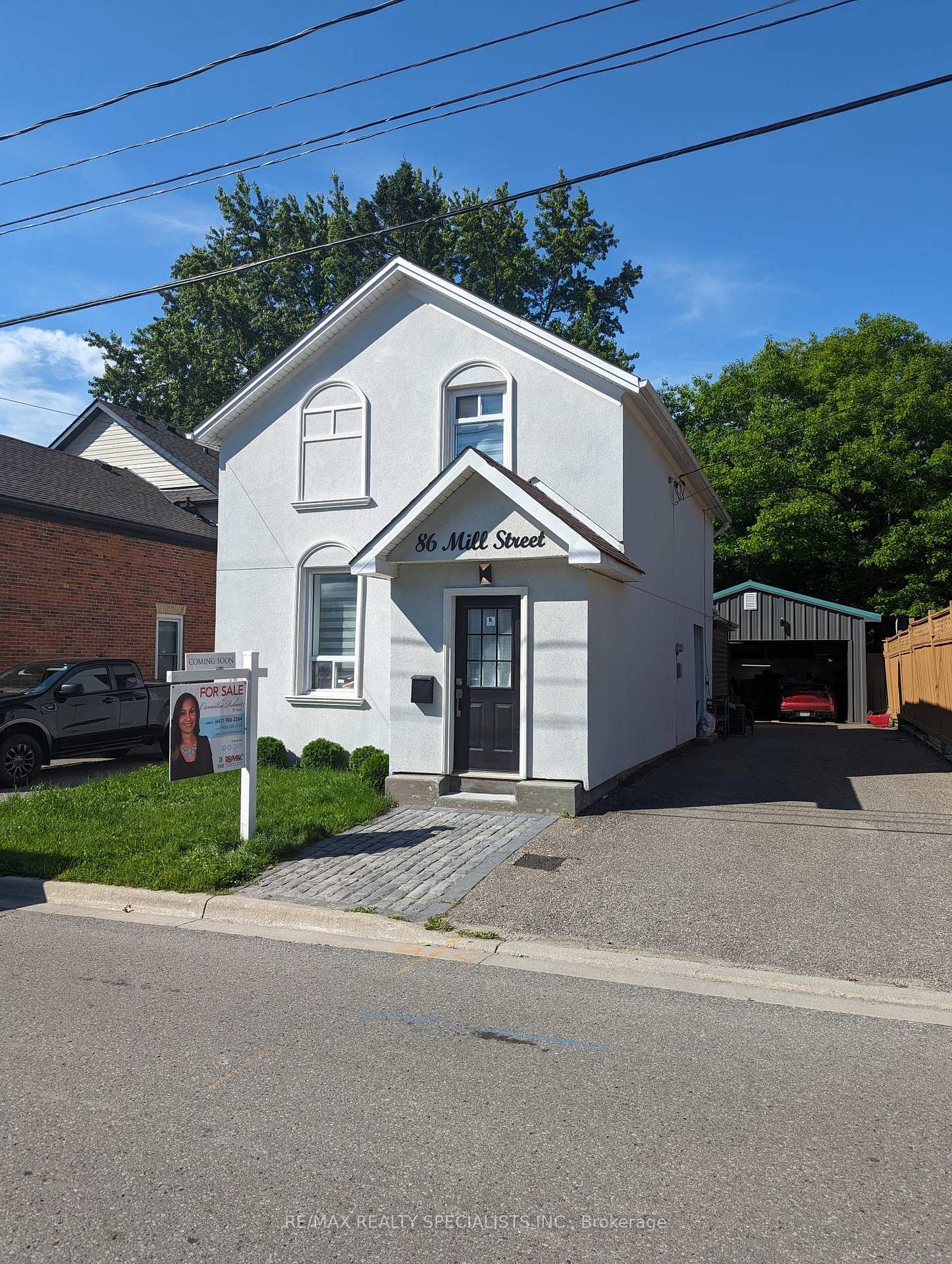 Front of 86 Mill Street